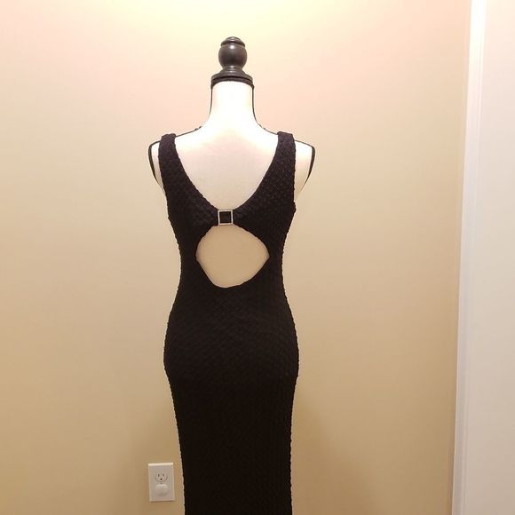 This Dress is Gorgeous! Black stretch Lace - Picture 7 of 8